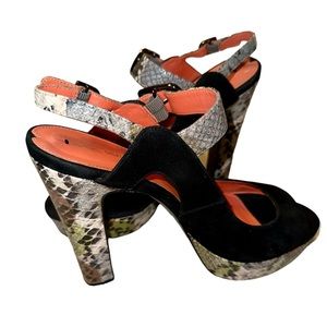 Via Spiga size 8.5 Snake Skin Pumps